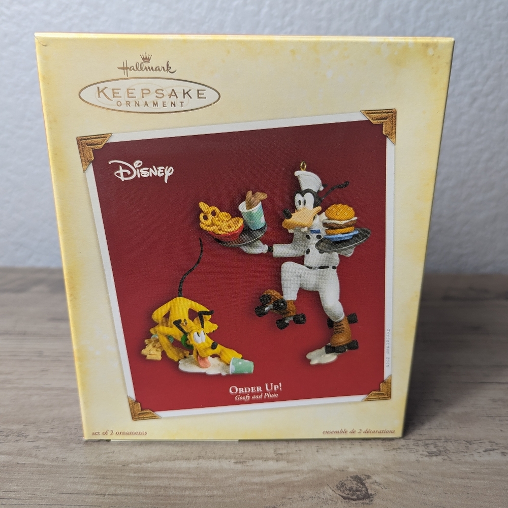Hallmark Keepsake Ornaments Disney Goofy and Pluto Order Up! 2005